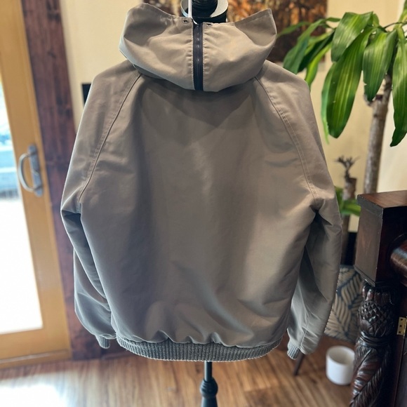 Flannel lined jacket with hoodie in GUC - Picture 7 of 8